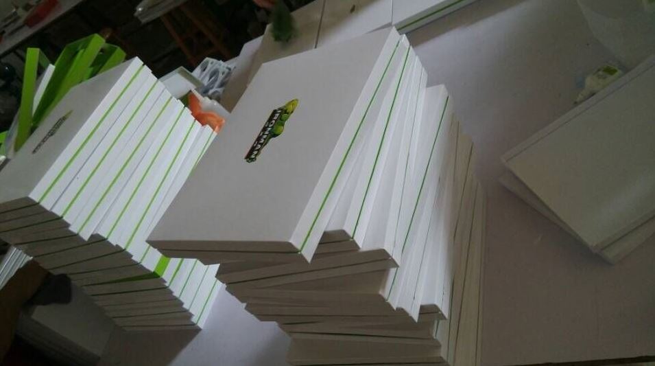 custom cardboard gift box custom cardboard gift box
